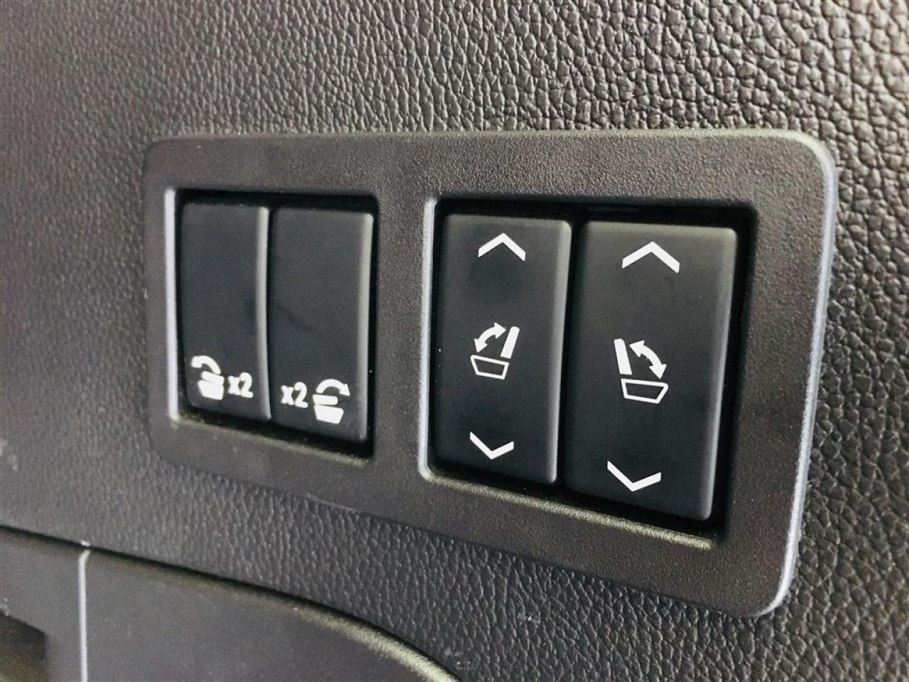 657704