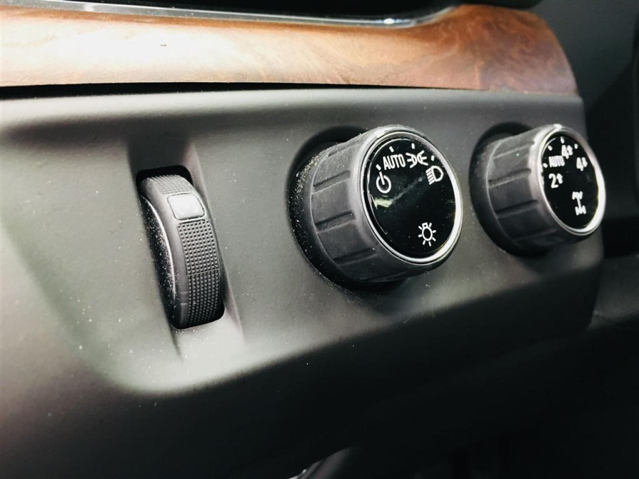 657704