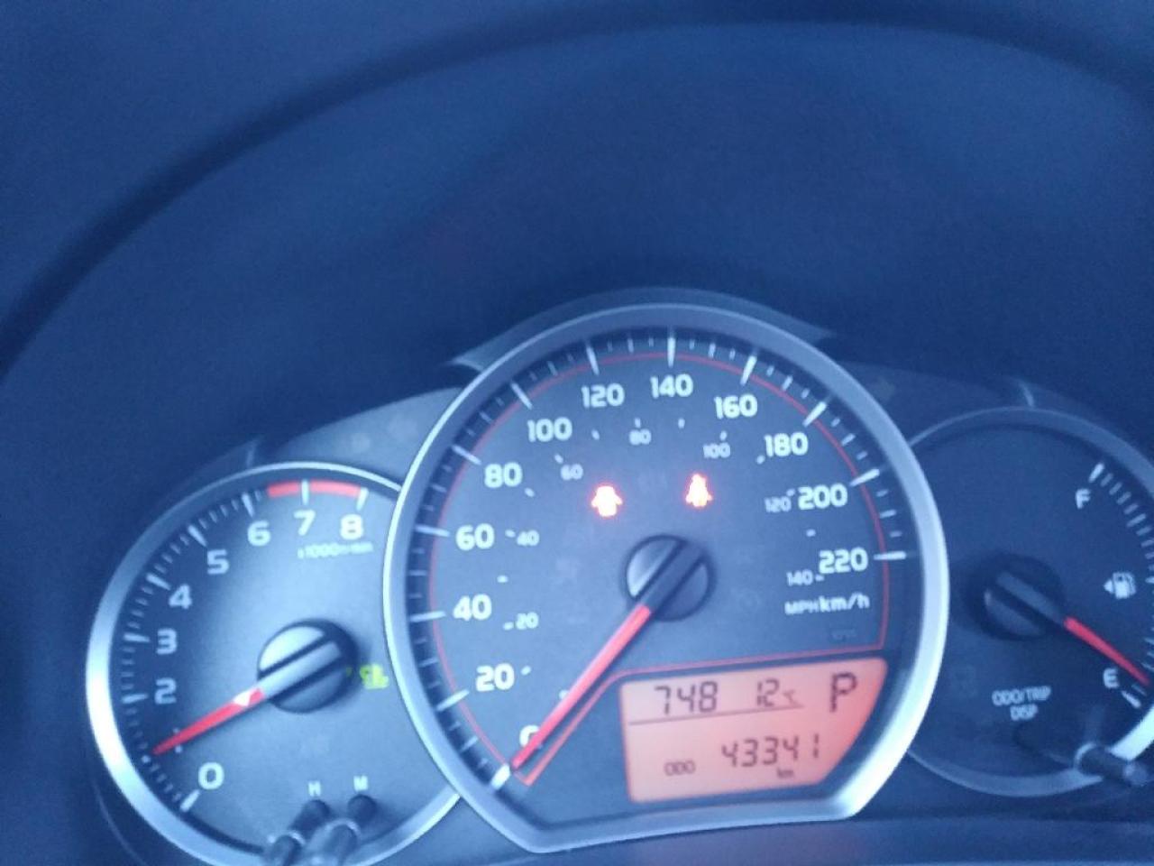 657711