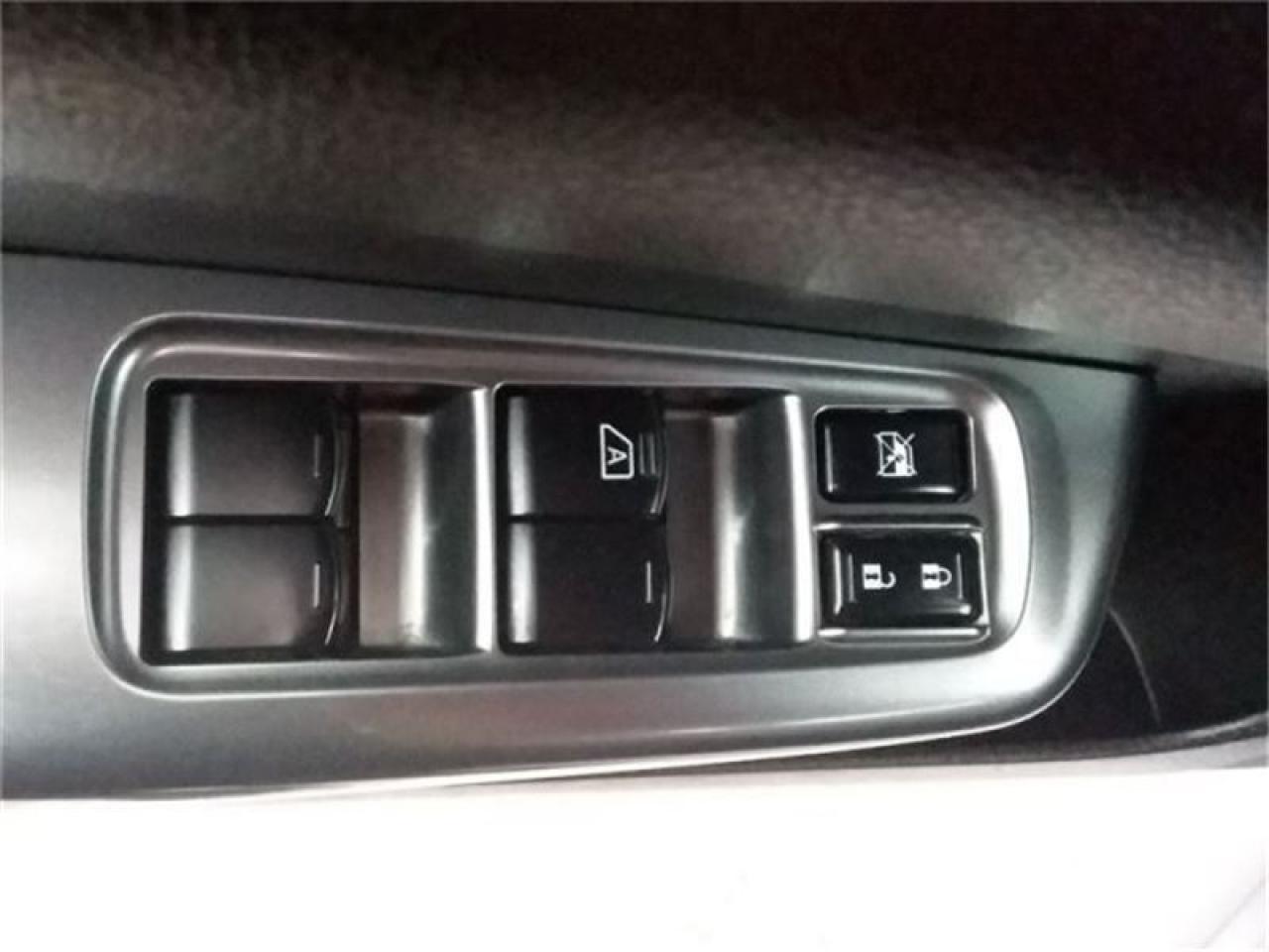 657712