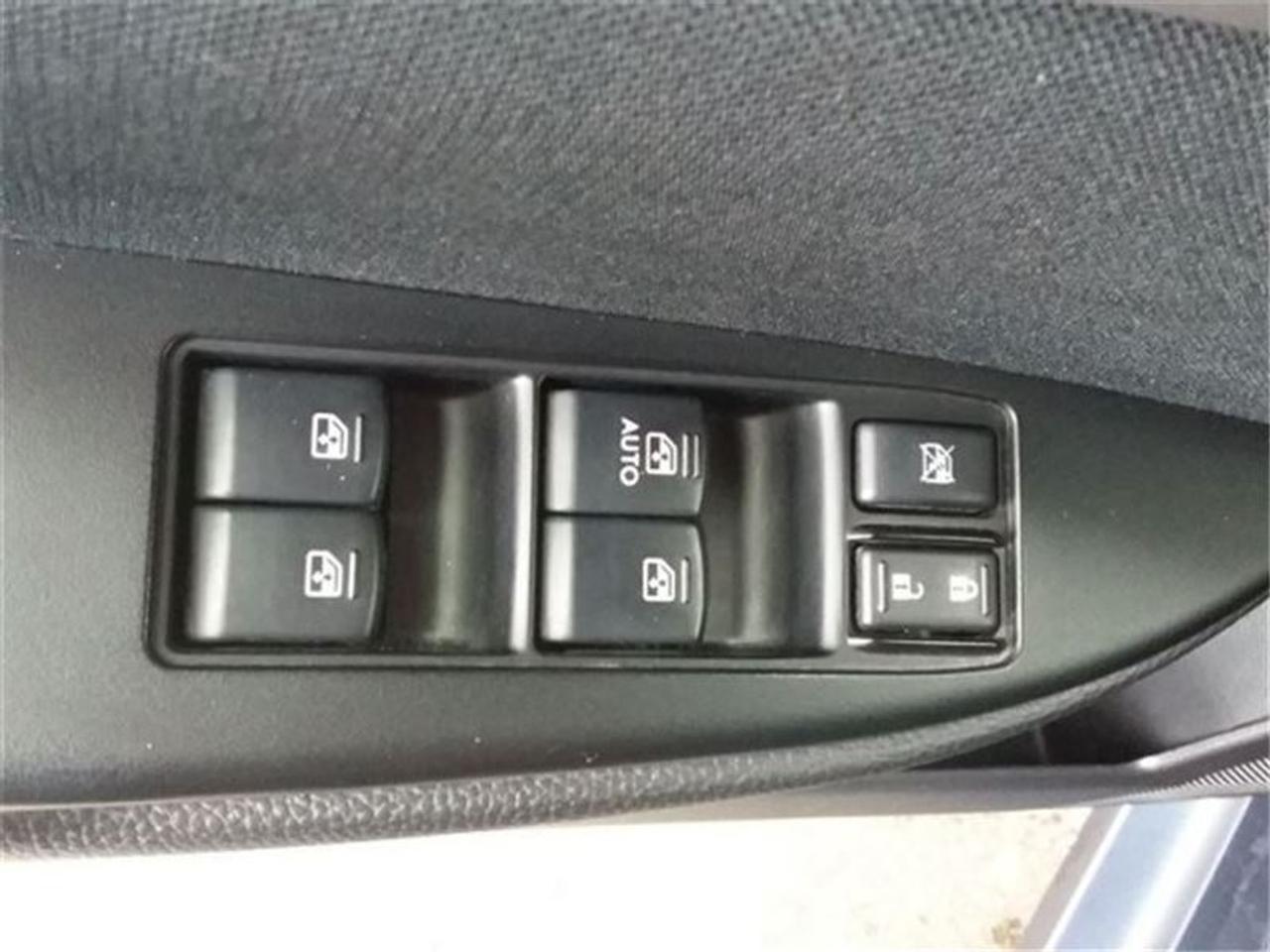 657718.11538434