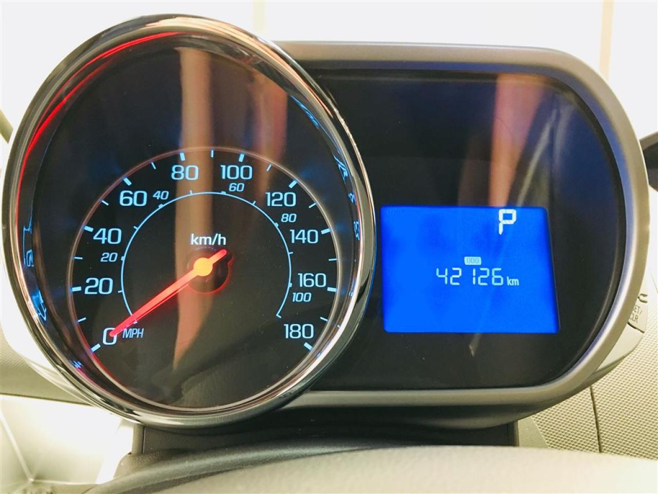 657727