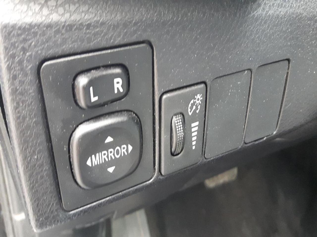 657734.11538771