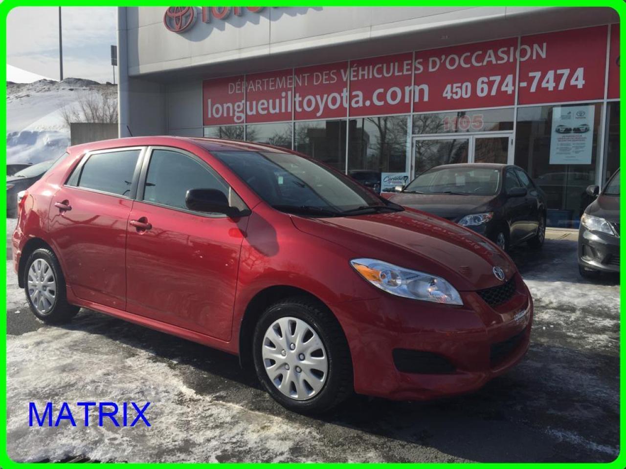 Used 2013 Toyota Matrix BASE for sale in Longueuil, QC