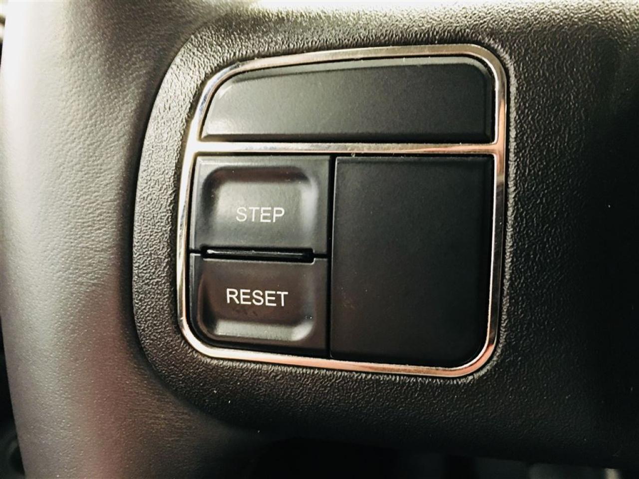 657748