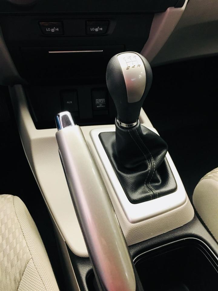 657763