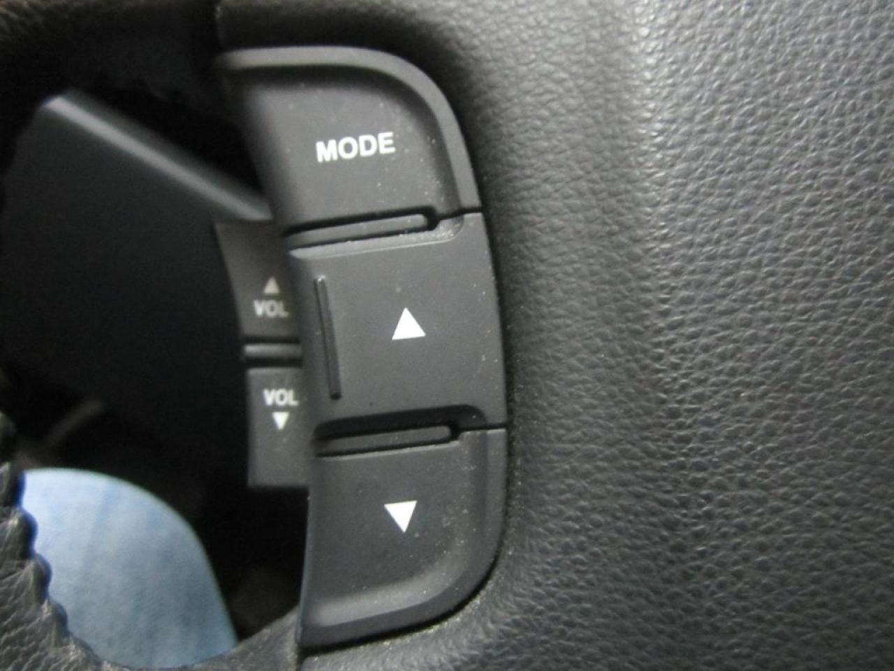657777