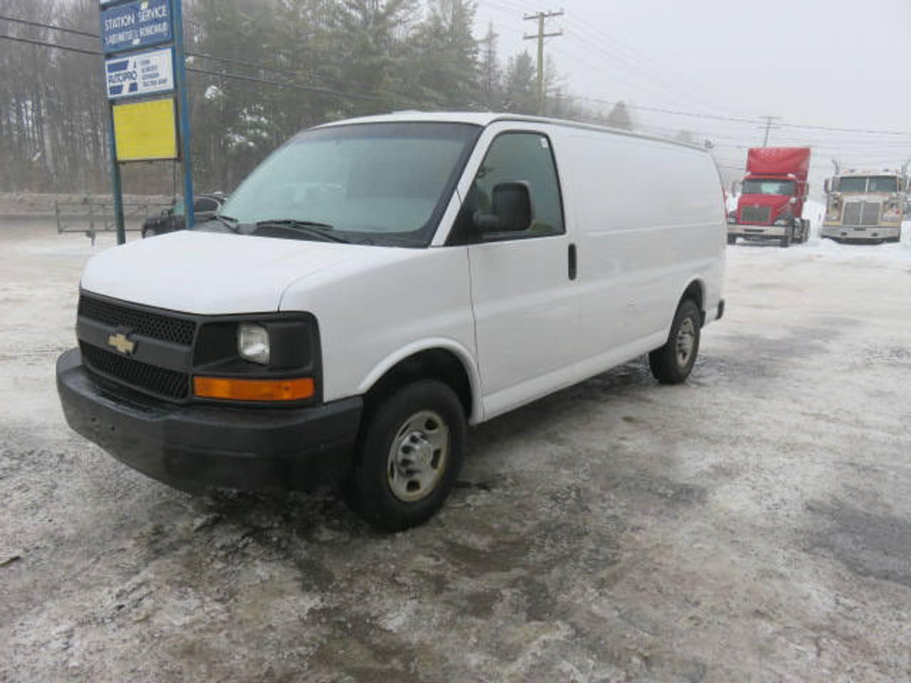 <a href=https://www.autoaubaine.com/Chevrolet-Express-c6992184.html>https://www.autoaubaine.com/Chevrolet-Express-c6992184.html</a>

stock n-178 chevrolet express 2007 tablette et séparation en plywood,209000km,moteur v8 4.8L  450-477-9538 ou 1-877-477-9538