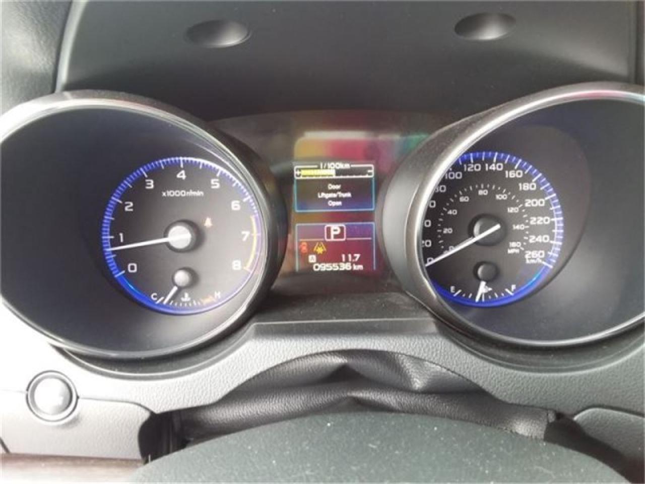 657792