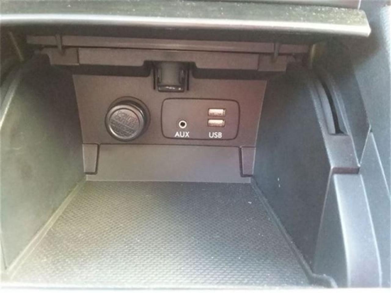 657792