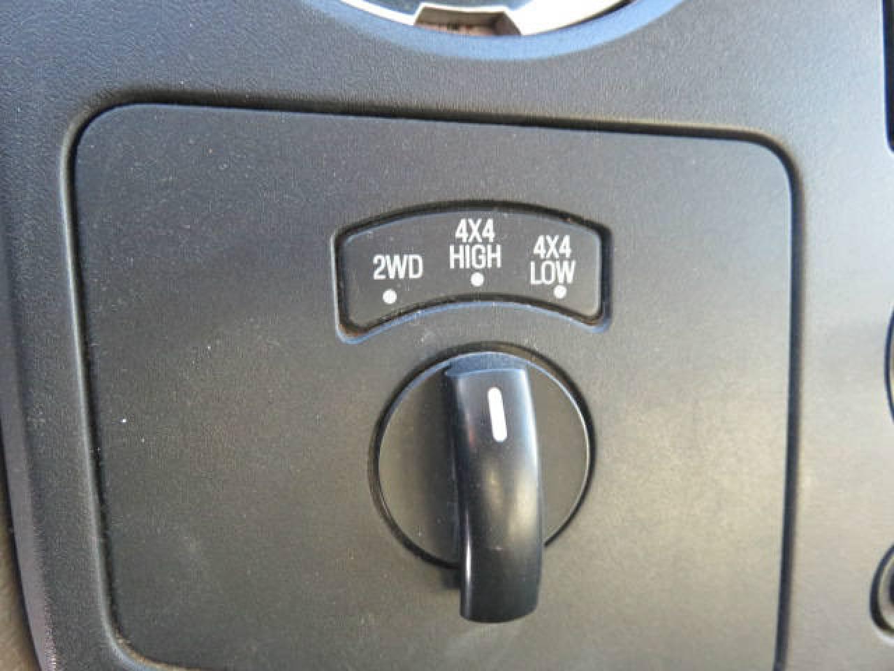 657793