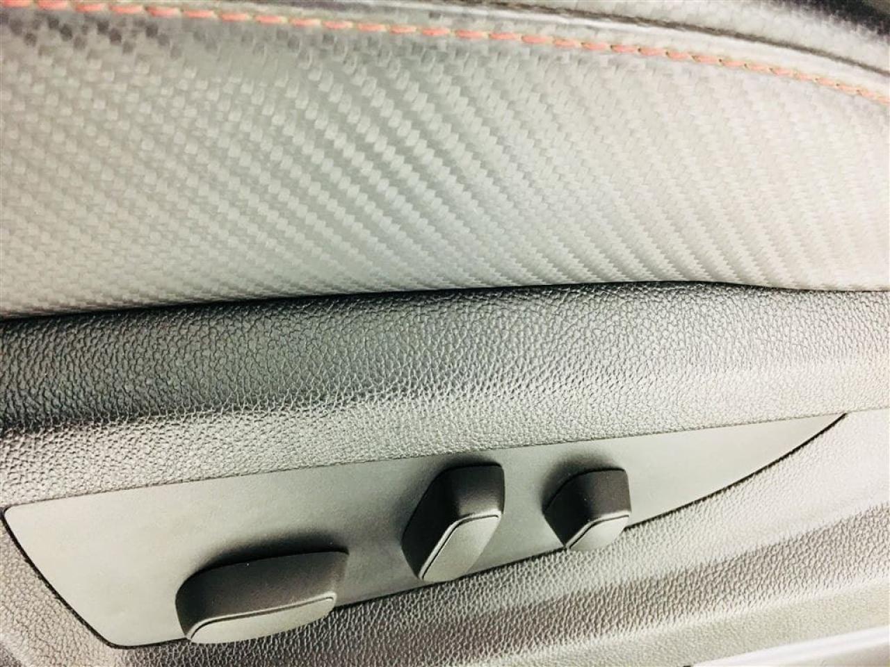 657796