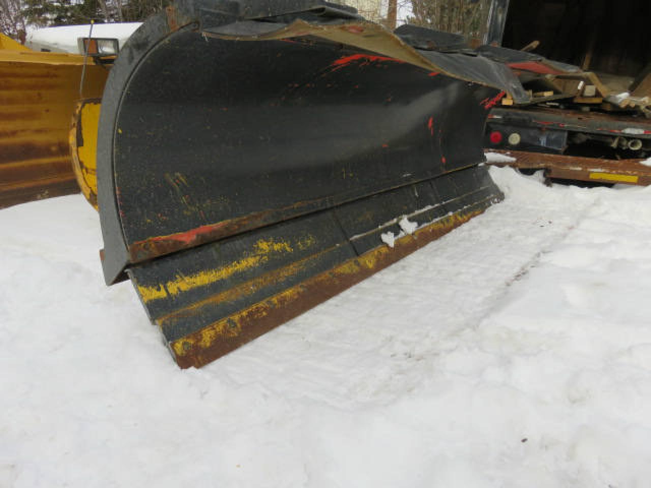 657801