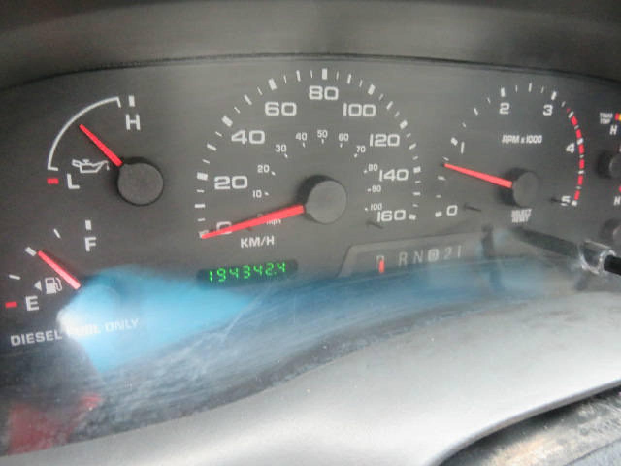 657810