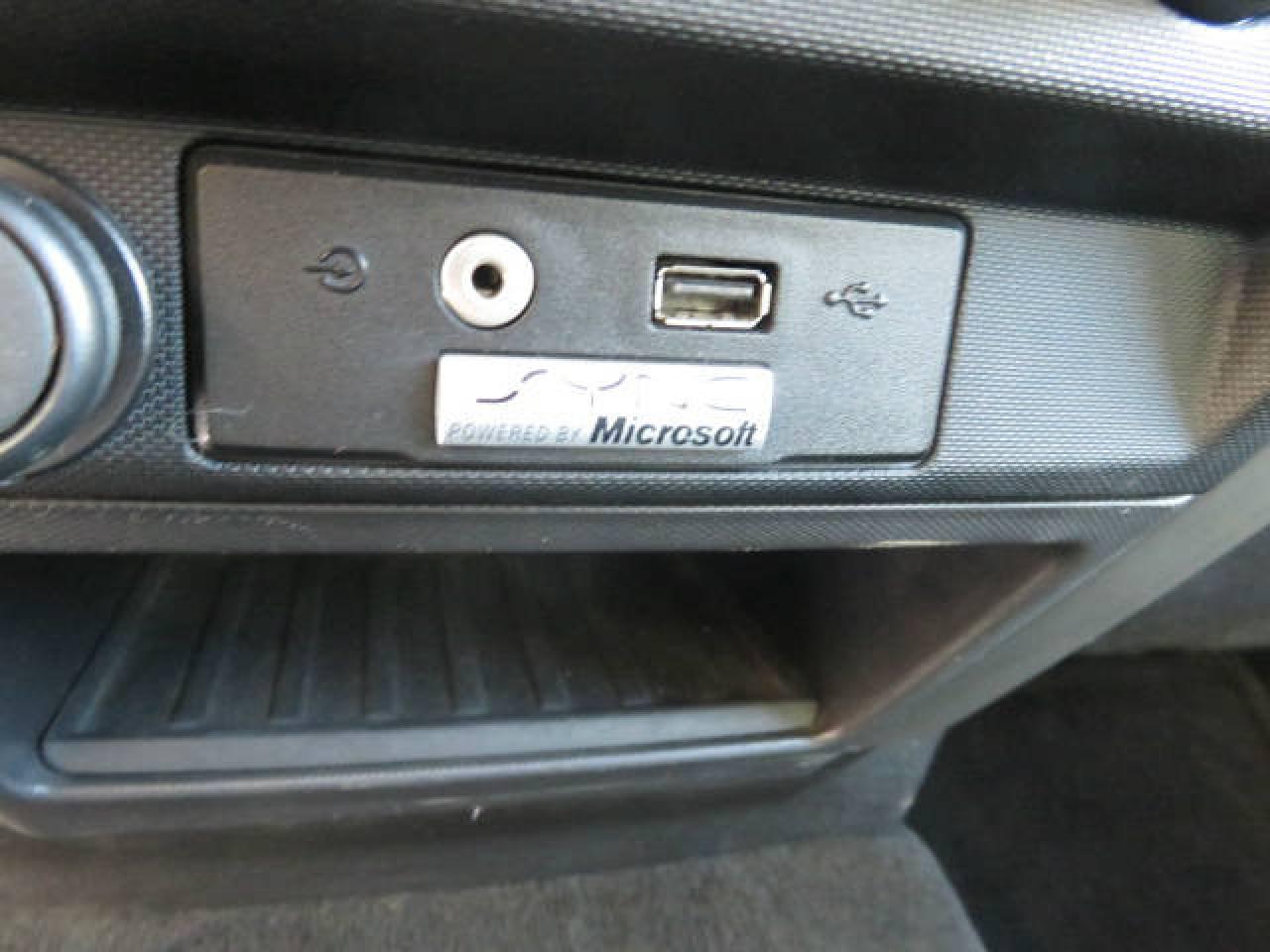 657812
