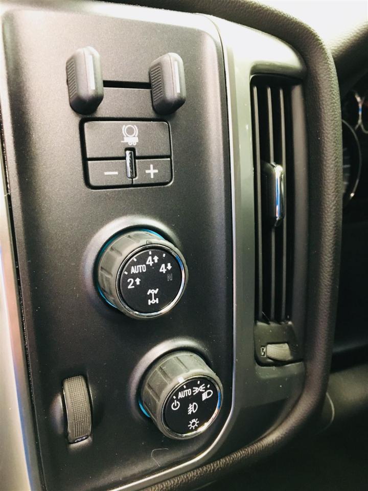 657821