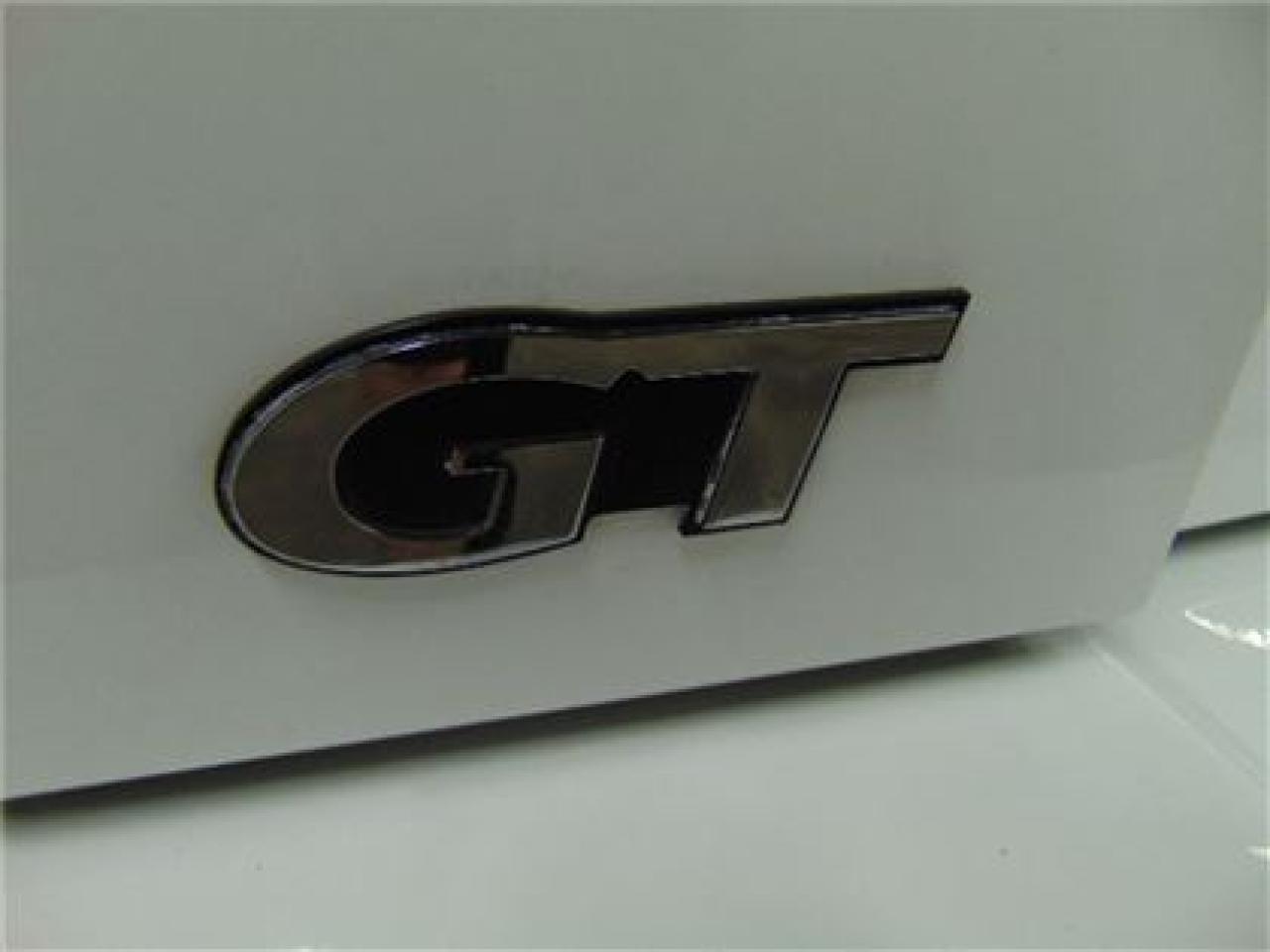 657822