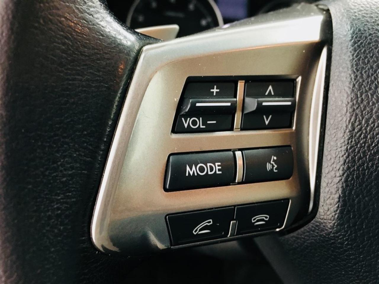 657833