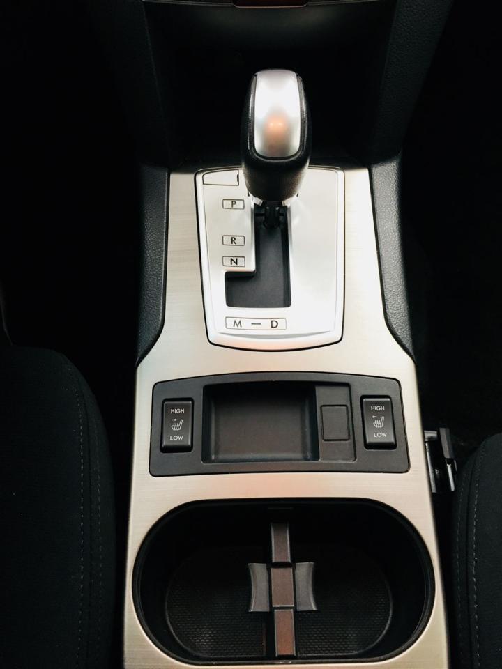 657833