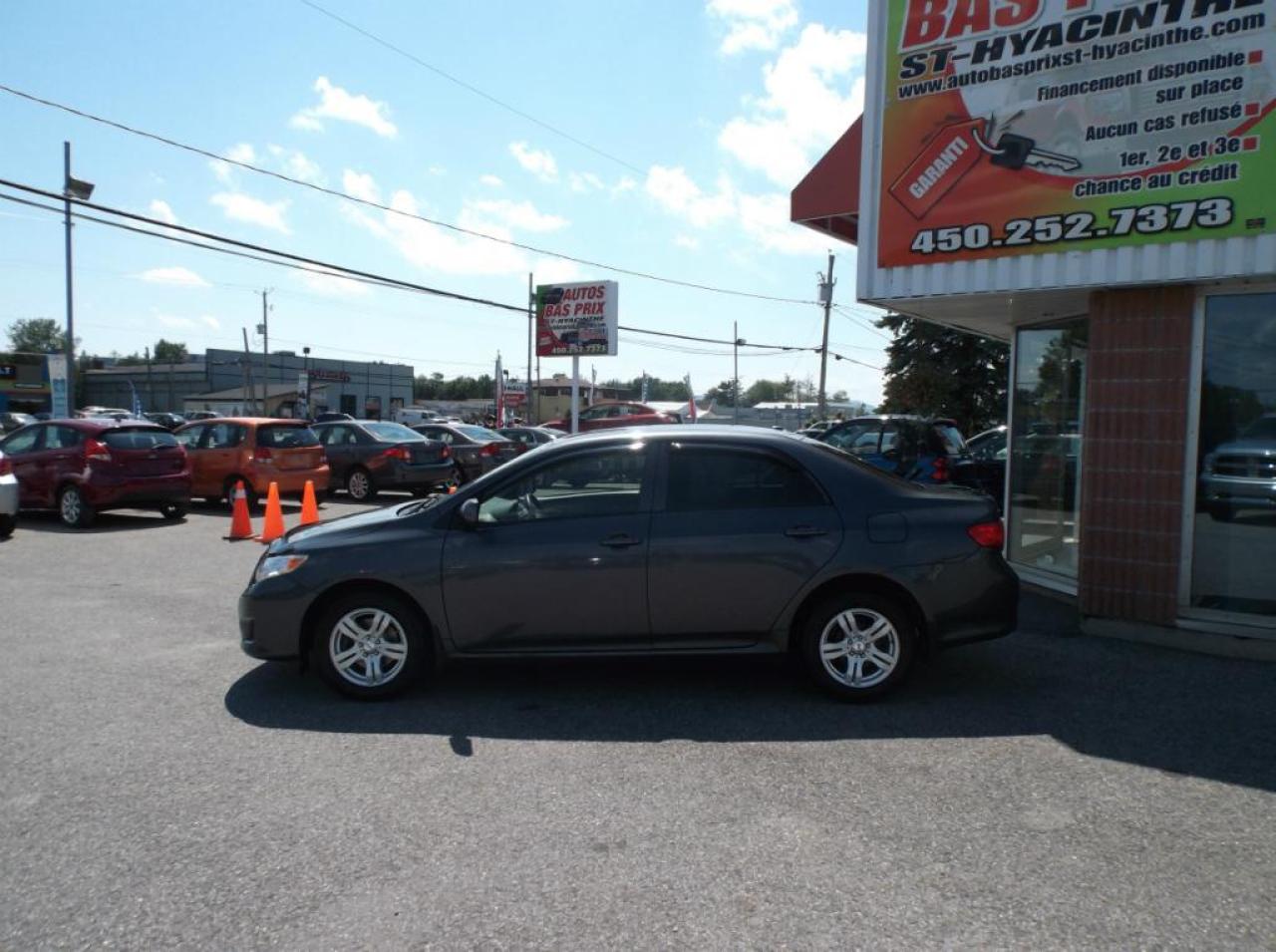 Used 2009 Toyota Corolla CE for sale in St-Hyacinthe, QC