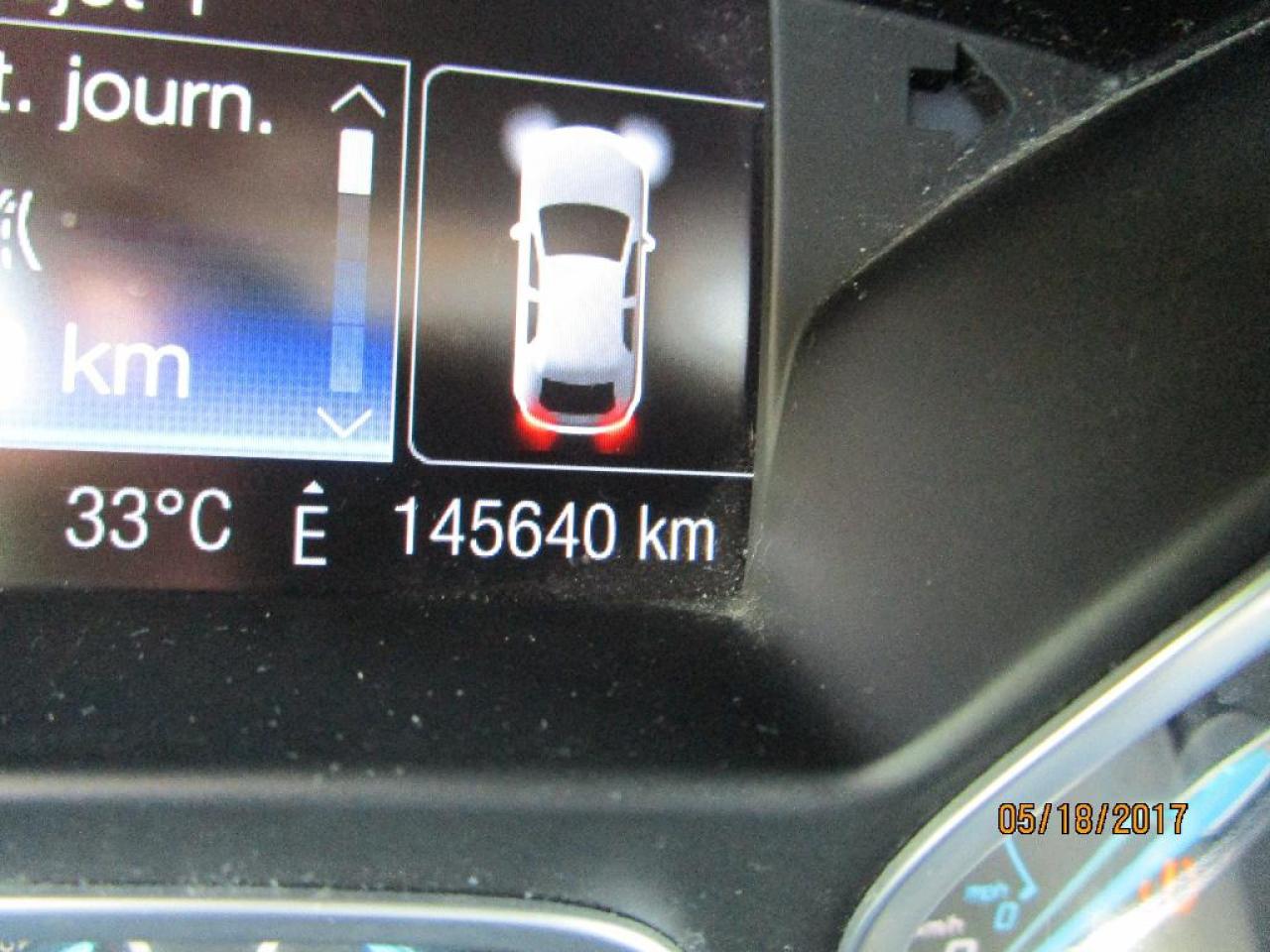 657843