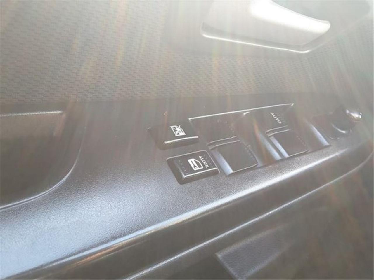 657849.11541027