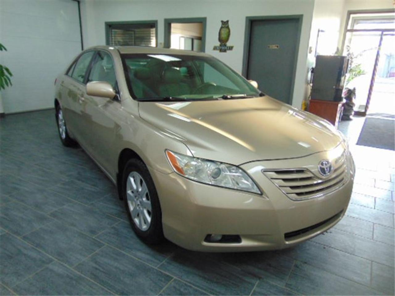 <a href=https://www.autoaubaine.com/Toyota-Camry-c7024514.html>https://www.autoaubaine.com/Toyota-Camry-c7024514.html</a>

- Livraison rapide, possibilité la même journée.       - 2ième et 3ième chance au crédit 100 % approuvée. Aucun cas refusé. Debuter votre demande en ligne chez autosdecastris.ca       - Nous avons accès à toutes les marques et tous les modèles sur la marché.       - Directement du manufacturier, nos véhicules sont inspectés au complet.       - Véhicules doccasion certifiés.       - Les échanges sont acceptés. Nous achetons au meilleur prix, même si vous nachetez pas.       - Possibilité de livraison partout au Québec et au Canada.       - Historique / Carproof disponible pour chaque véhicule.       - Garantie du manufacturier et garantie prolongée disponible pour certaines véhicules.       - Assurance vie, assurance invalidité et lassurance maladie grave disponible.         Nous sommes très fiers davoir des milles de clients satisfait partout au Canada, les Etâts-Unis et en Europe. Depuis 1961 on vous offre des véhicules de qualité avec le meilleur service!   Ouvert de 9h00 à 21h00 en jour de semaine et ouvert le samedi de 9h00 à 16h00.       ________________________________________________________________________    - Rapid delivery, possible same day pickup.       - Second and third chance credit 100 % approved. No situation is refused. Start your online application today at autosdecastris.ca       - We have access to all of the different makes and models on the market.       - Direct from the manufacturer, all of our vehicles are thoroughly inspected.       - Our vehicles are certified pre-owned.       - Trade-in / exchange accepted. We will purchase your vehicle at the best price, even if you do not buy from us.       - It is possible to ship anywhere in Québec, Canada and the United States.       - History report / Carproof available for each vehicle.       - Manufacturers warranty and extended warranty available for certain vehicles.       - Life insurance, disability insurance and critical illness insurance available.         We are proud to say that we have thousands of satisfied clients throughout Canada, the United States and Europe. Since 1961, we have been offering excellent quality vehicles with the best customer service around! We are open Monday to Friday from 9:00 am to 9:00 pm, and Saturday from 9:00 am to 4:00 pm.