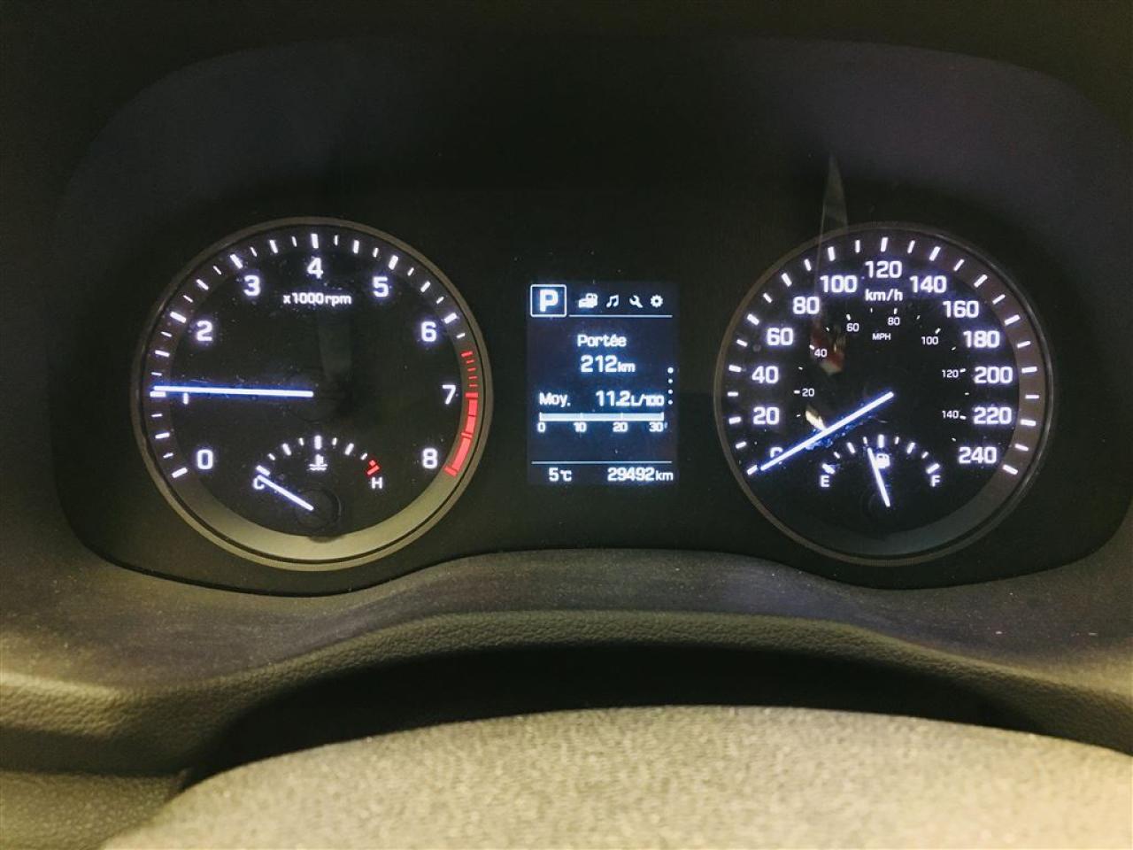 657857