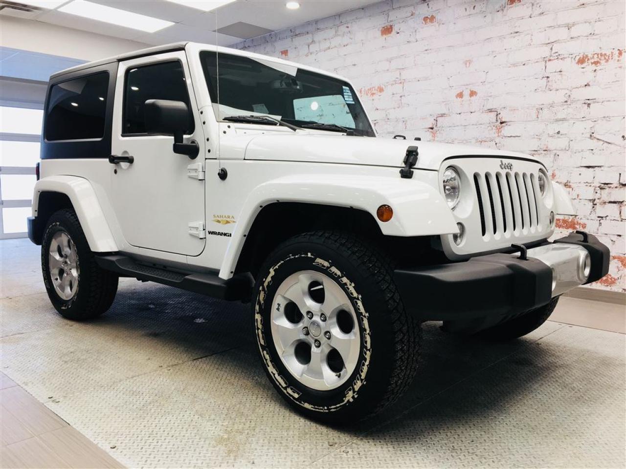 Used 2014 Jeep Wrangler Sahara - 4x4 - V6 for sale in Sorel-Tracy, QC