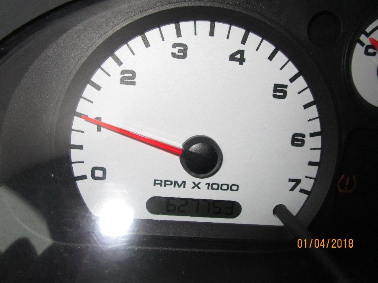 657902