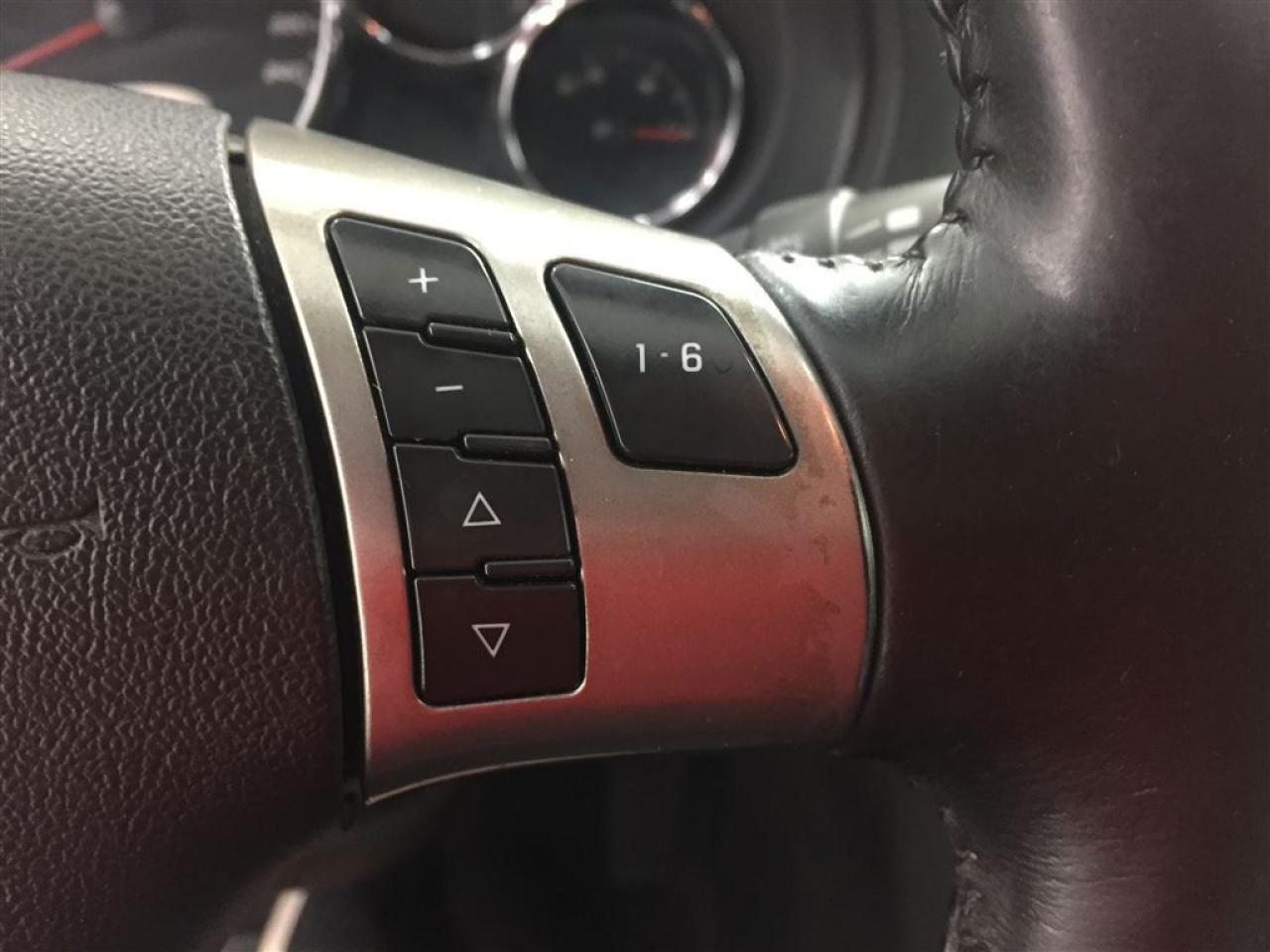 657929