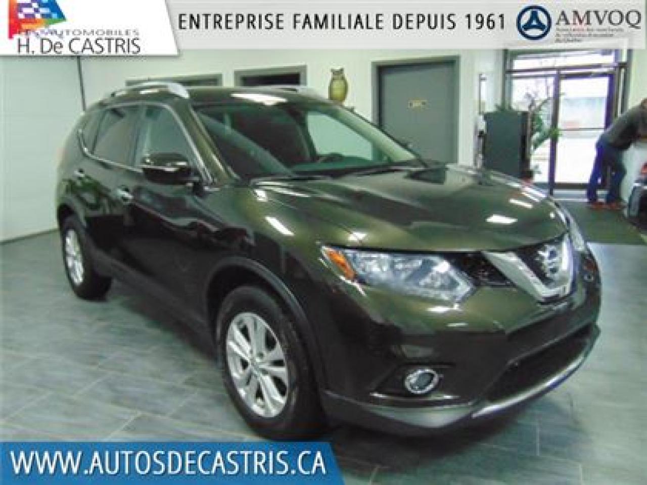 Used 2014 Nissan Rogue Sv Awd, Toit for sale in Châteauguay, QC