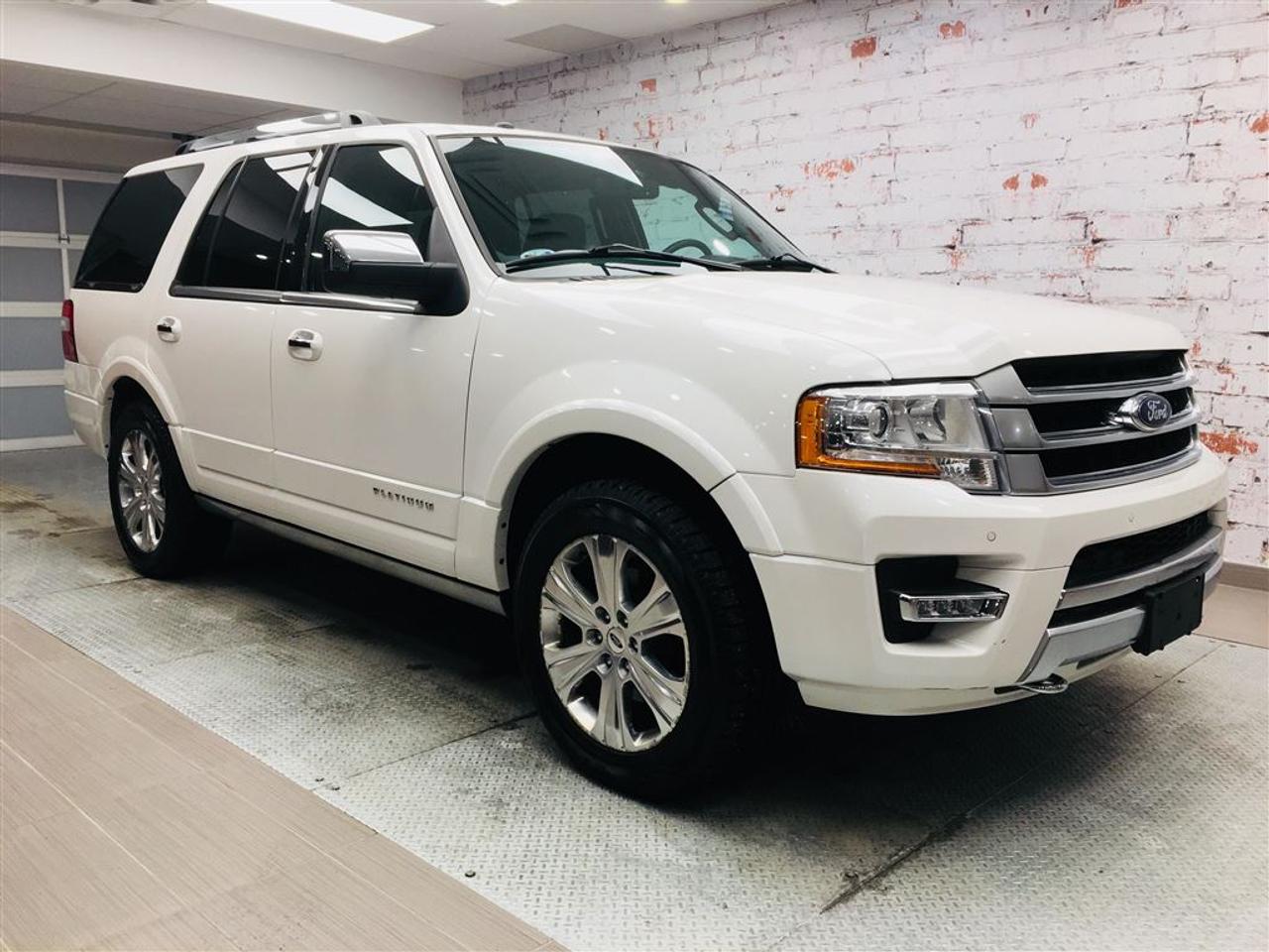 <a href=https://www.2riveschrysler.com/occasion/Ford-Expedition-2015.html>https://www.2riveschrysler.com/occasion/Ford-Expedition-2015.html</a>

***FORD EXPEDITION PLATINUM ECOBOOST 2015*** LE MEILLEUR PRIX! TRÈS PROPRE! FULL! REPRIS DIRECTEMENT DU CONCESSIONNAIRE! **JAMAIS ACCIDENTÉ** ÉCONOMIQUE ET PUISSANT GRÂCE À SON MOTEUR 3.5L ECOBOOST! ROBUSTESSE ET POLYVALENCE AU DÉTOUR! 8 PLACES, CUIR , TOIT OUVRANT, NAVIGATION, CAMÉRA DE RECUL, CLIMATISATION BI-ZONE ET BEAUCOUP DAUTRES DOPTIONS! CETTE EXPEDITION SAURA VOUS SATISFAIRE PAR SON ESPACE ET SON LUXE! POURQUOI PAYER PLUS CHERS AILLEURS? À VOIR!        POUR PRENDRE RENDEZ-VOUS POUR UN ESSAI ROUTIER OU POUR OBTENIR PLUS DE DÉTAILS, VOUS POUVEZ COMMUNIQUER SANS FRAIS AU : 1-877-356-0744 ET VIA TEXTO OU CELLULAIRE AVEC SAMUEL AU 1450-780-2709 OU PHILIPPE AU 1450-517-0857 EN TOUT TEMPS, LES SOIRS ET MÊME LE WEEK-END!        TOUJOURS PARMIS LES MOINS CHERS AU CANADA!        Deux Rives Occasion est situé à moins de 45 minutes de Montréal, 30 minutes de Drummondville, St-Hyacinthe, Beloeil!        Votre nouveau véhicule vous sera vendu avec une certification CarProof et une inspection complète.        Rabais de 500$ déjà appliqué sur le prix avec un financement à taux régulier.        Nos reprenons vos véhicules en échange peu importe létat!        Financement disponible sur place; 1ère, 2è et 3è chance au crédit.        Contactez-nous pour prendre rendez-vous et pour faire un essai routier.        À moins de 45 minutes de Montréal, 30 minutes de Drummondville, St-Hyacinthe, Beloeil!        UNE ENTREPRISE FAMILIALE ; EN AFFAIRES DEPUIS PLUS DE 100 ANS        -----------------------------------------------------------------------------------------------------------------------------------        TO GET AN APPOINTMENT FOR A ROAD TEST OR TO HAVE MORE DETAILS, YOU MAY CALL AT: 1-877-356-0744 OR VIA TEXTO OR CELLULAR WITH SAMUEL AU 1450-780-2709 OR PHILIPPE AU 1450-517-0857 AT ALL TIMES, EVENINGS AND EVEN THE WEEKEND!         ALWAYS THE BEST DEAL IN CANADA!         Deux Rives Occasion is located less than 45 minutes from Montreal, 30 minutes from Drummondville, St-Hyacinthe, Beloeil!         Your new vehicle will be sold with a CarProof certification and a full inspection.         $ 500 rebate already applied on price with regular rate financing.         We take back your vehicles in exchange regardless of the condition!         Financing available; 1st, 2nd and 3rd chance to credit.         Contact us for an appointment and a test drive.         A FAMILY BUSINESS ; IN BUSINESS FOR OVER 100 YEARS