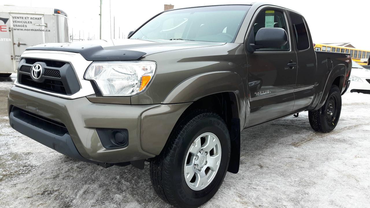 Used 2014 Toyota Tacoma Sr5 4x4,accidenté très légèrement,pièces for sale in St-Henri-de-Levis, QC
