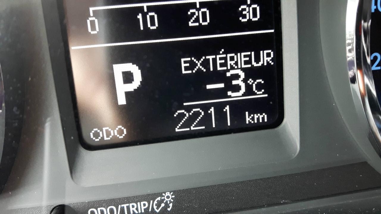 657958