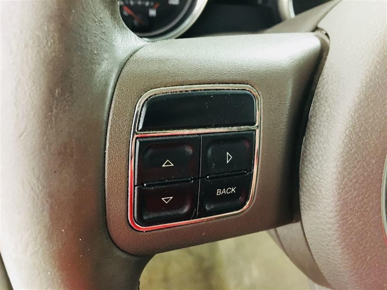 657960