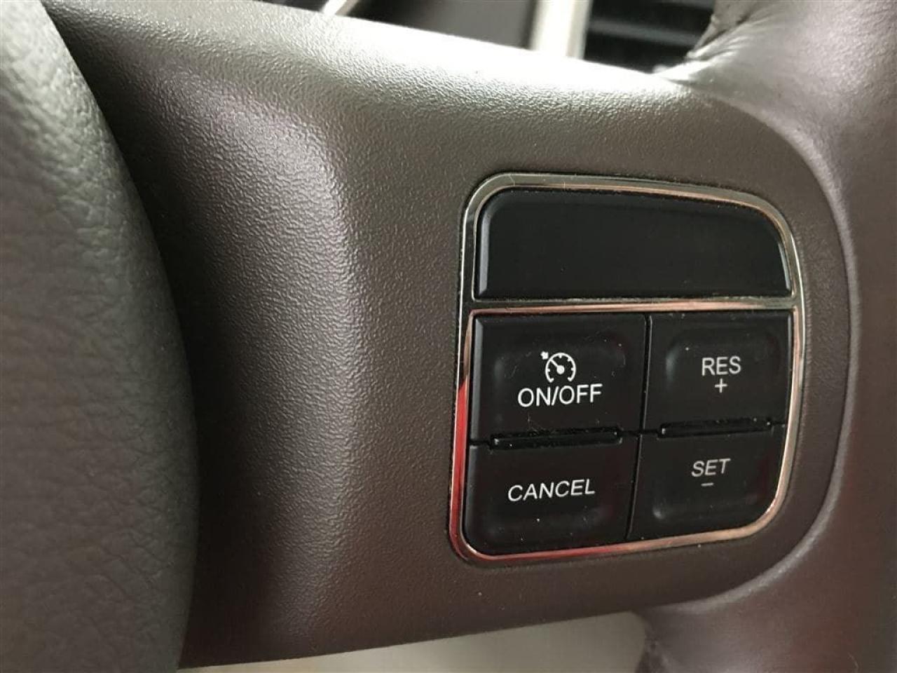 657960