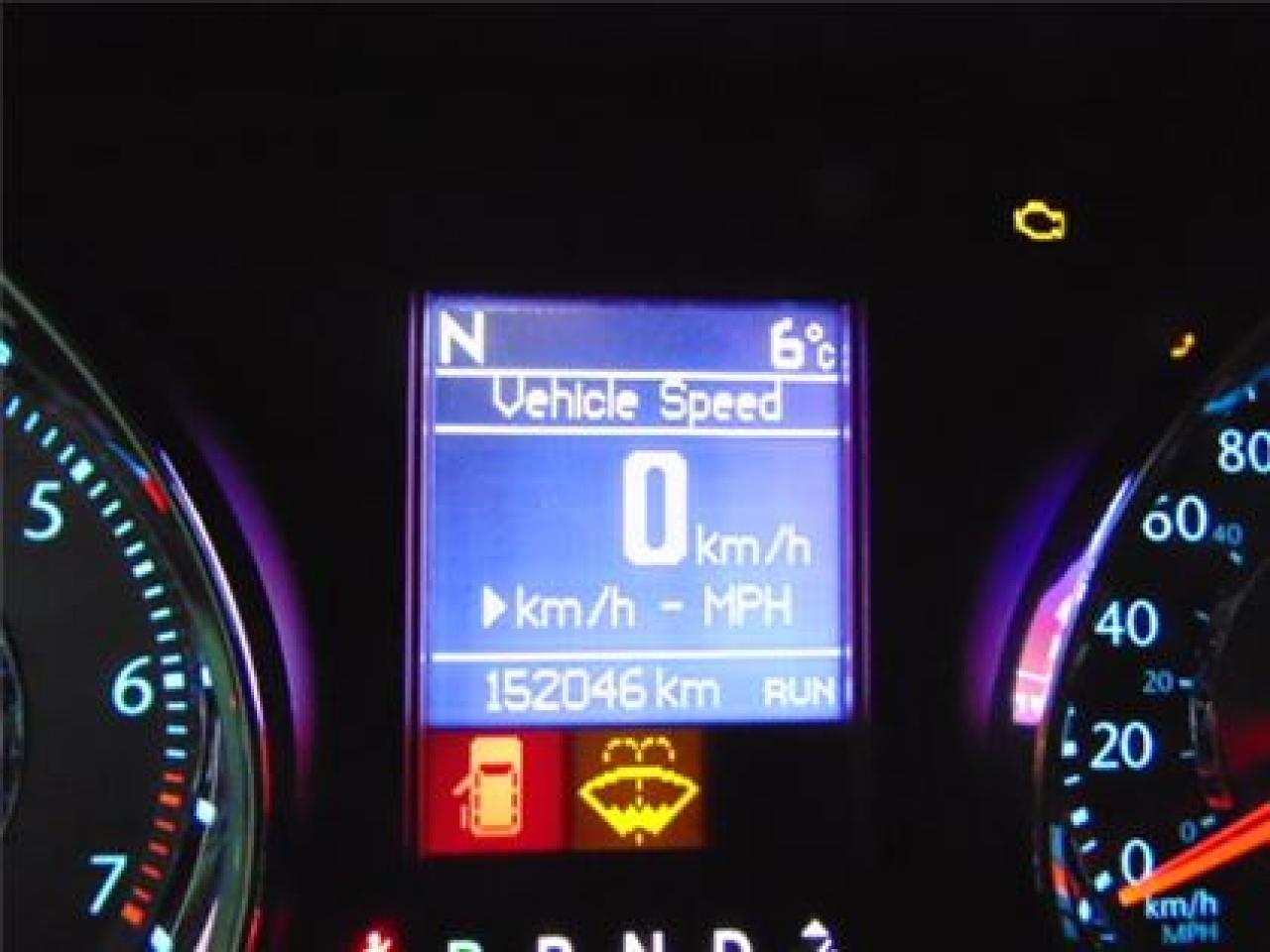 657961