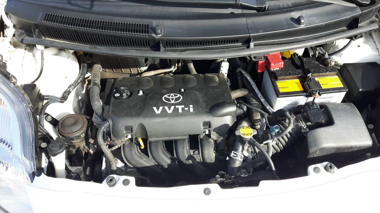 657973