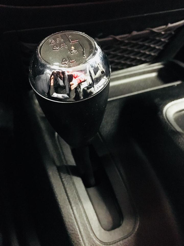 657989.11543994
