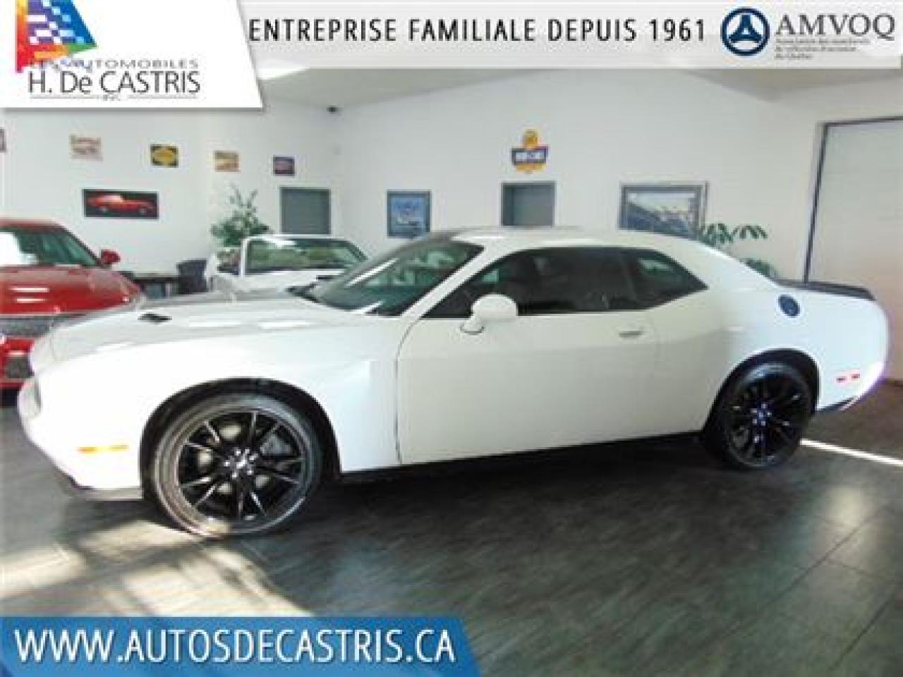 Used 2017 Dodge Challenger Sxt Plus Blacktop for sale in Châteauguay, QC