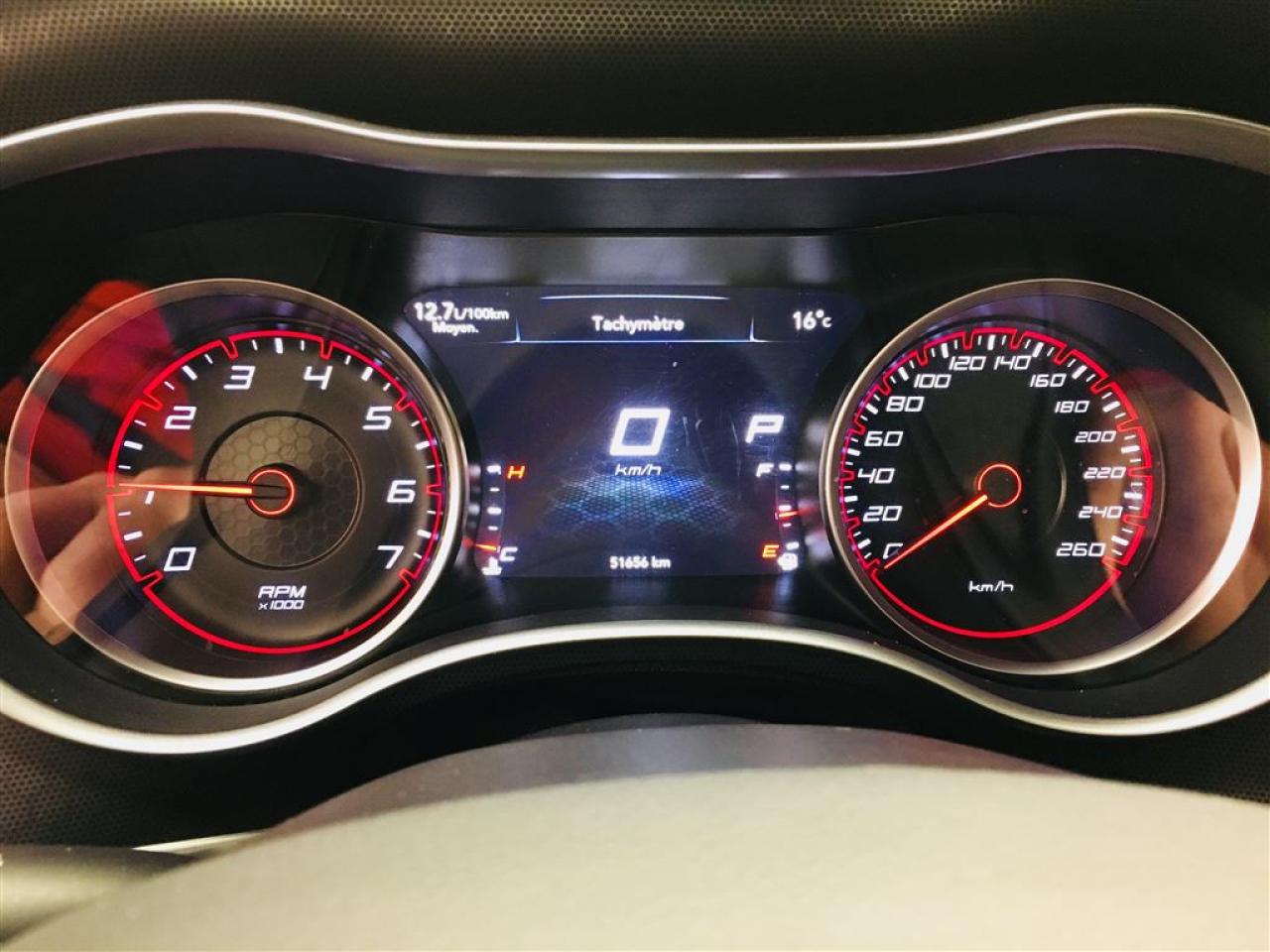 657993