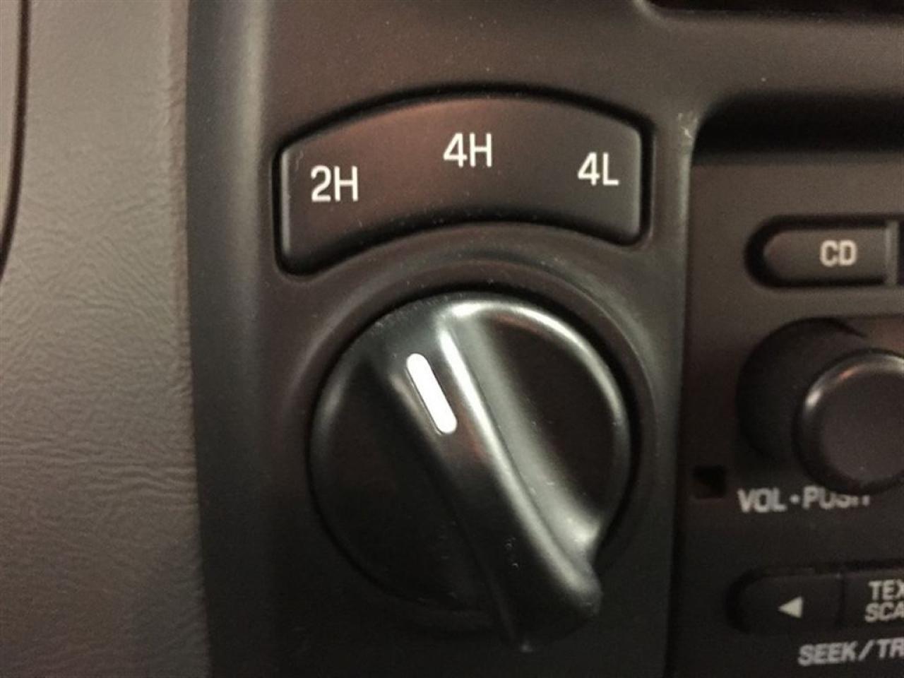 657999