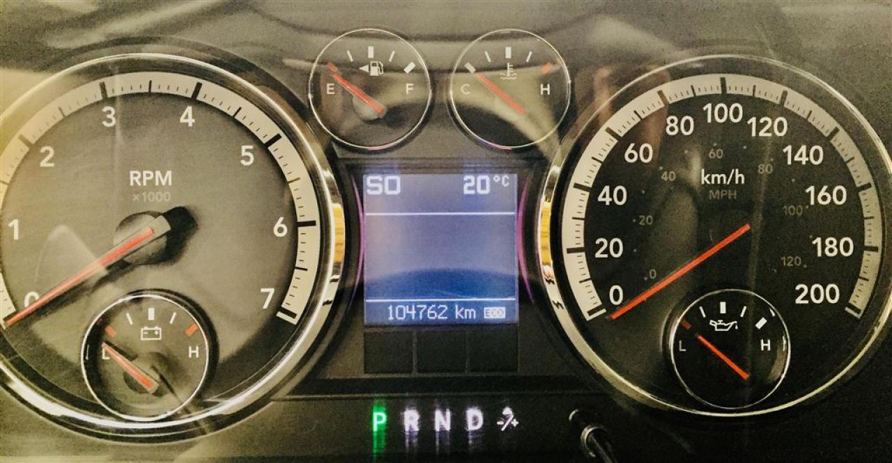658000