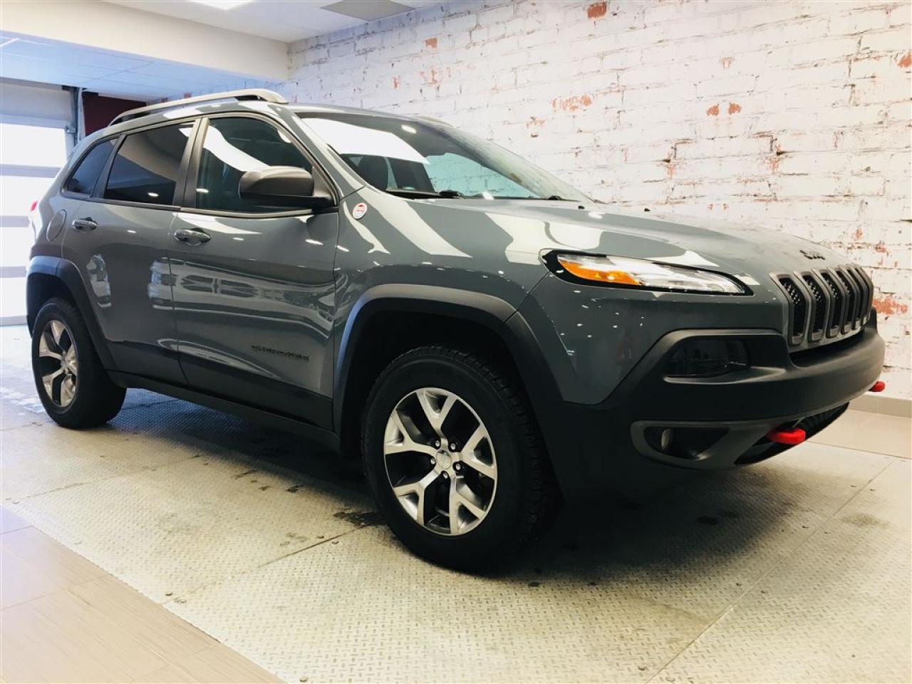 Used 2014 Jeep Cherokee 4x4 Awd V6 for sale in Sorel-Tracy, QC