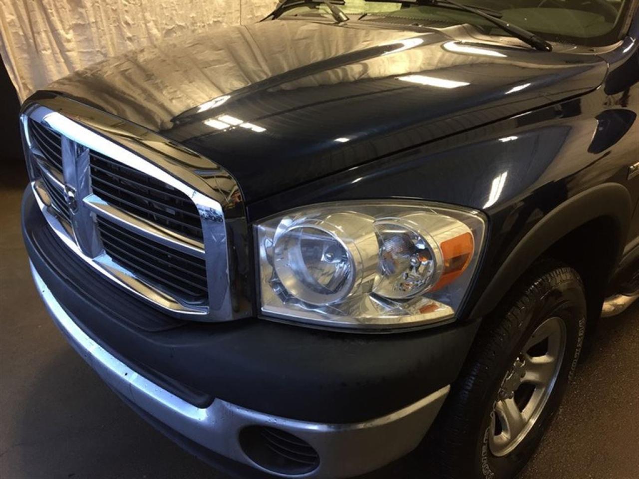Used 2008 Dodge Ram 1500 ST/SXT for sale in Québec, QC