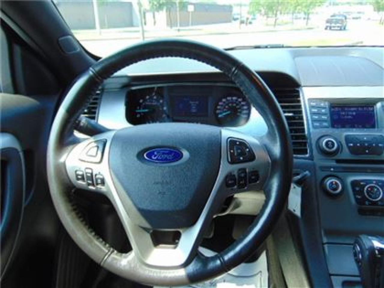 658031