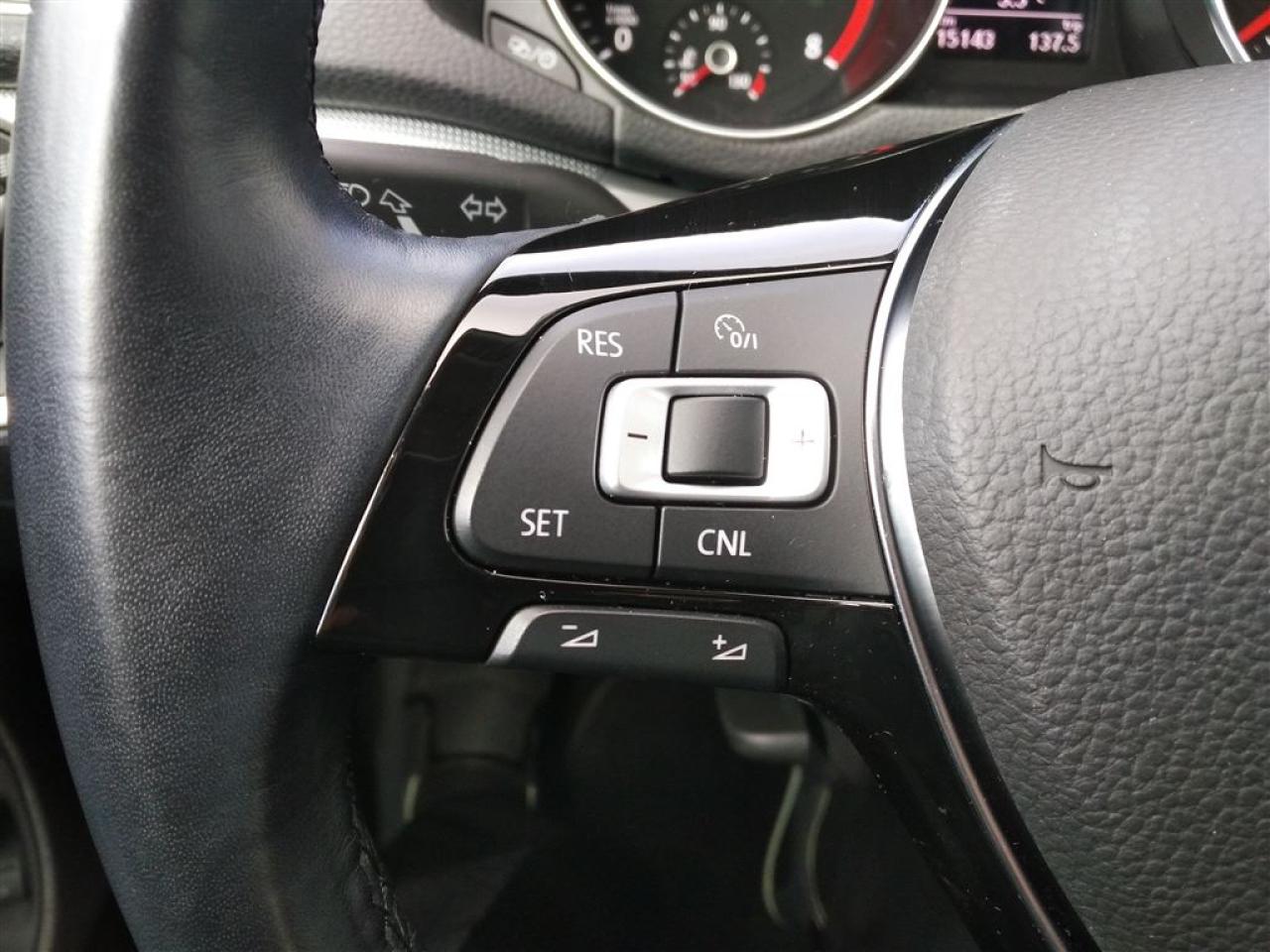 658037