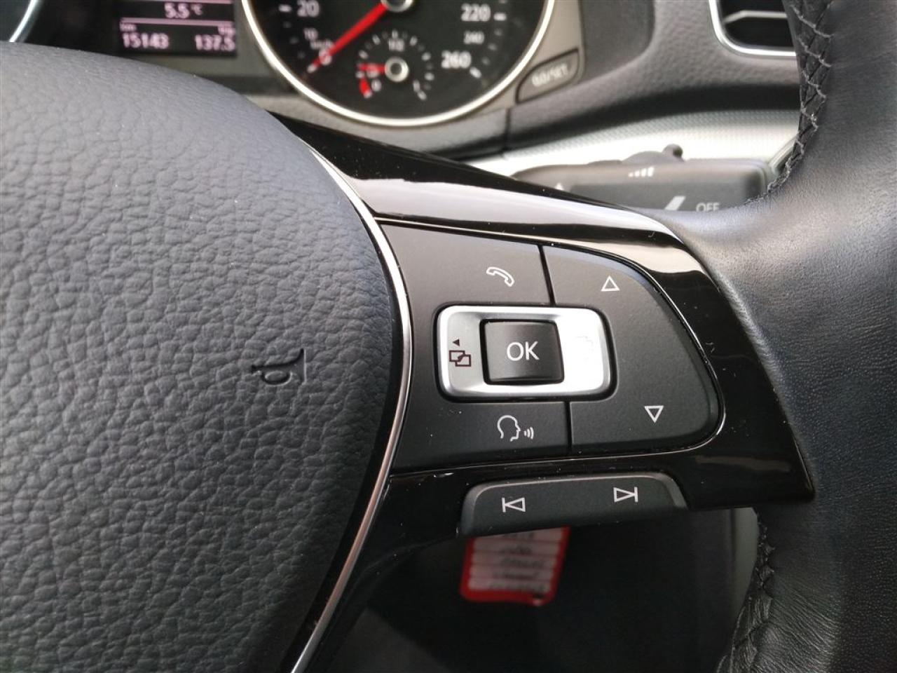 658037