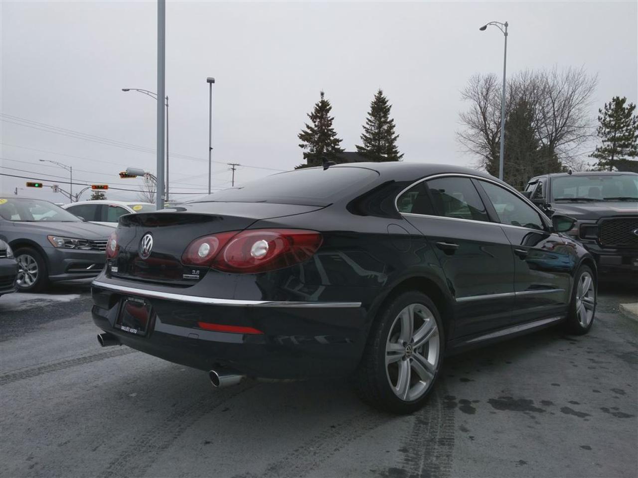 658042